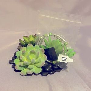 NEW Vantel Pearl Co. Sweet Pea Wrist Candy Wrap Bracelet